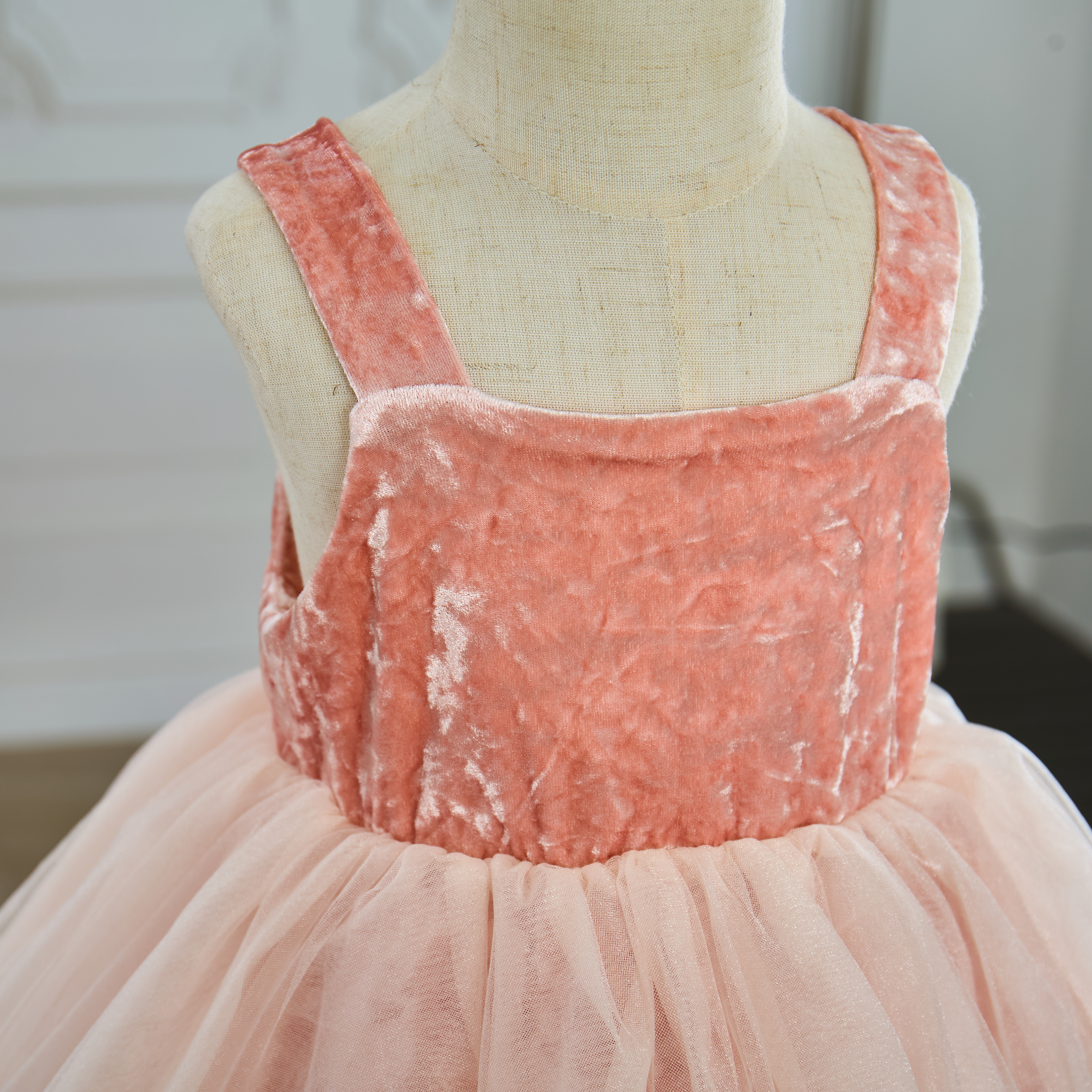 [Archive Sale] Mesh Split Joint Sleeveless Midi Dresses - image 12